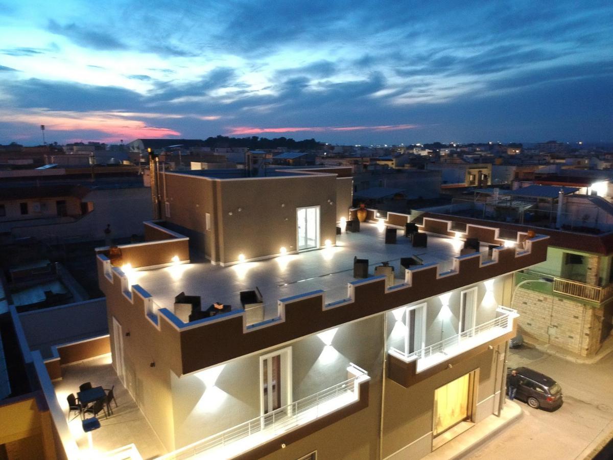 Hotel Perla Del Sud Sava Exterior foto